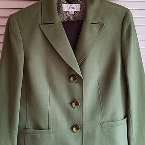 Womens 2 piece pants suit